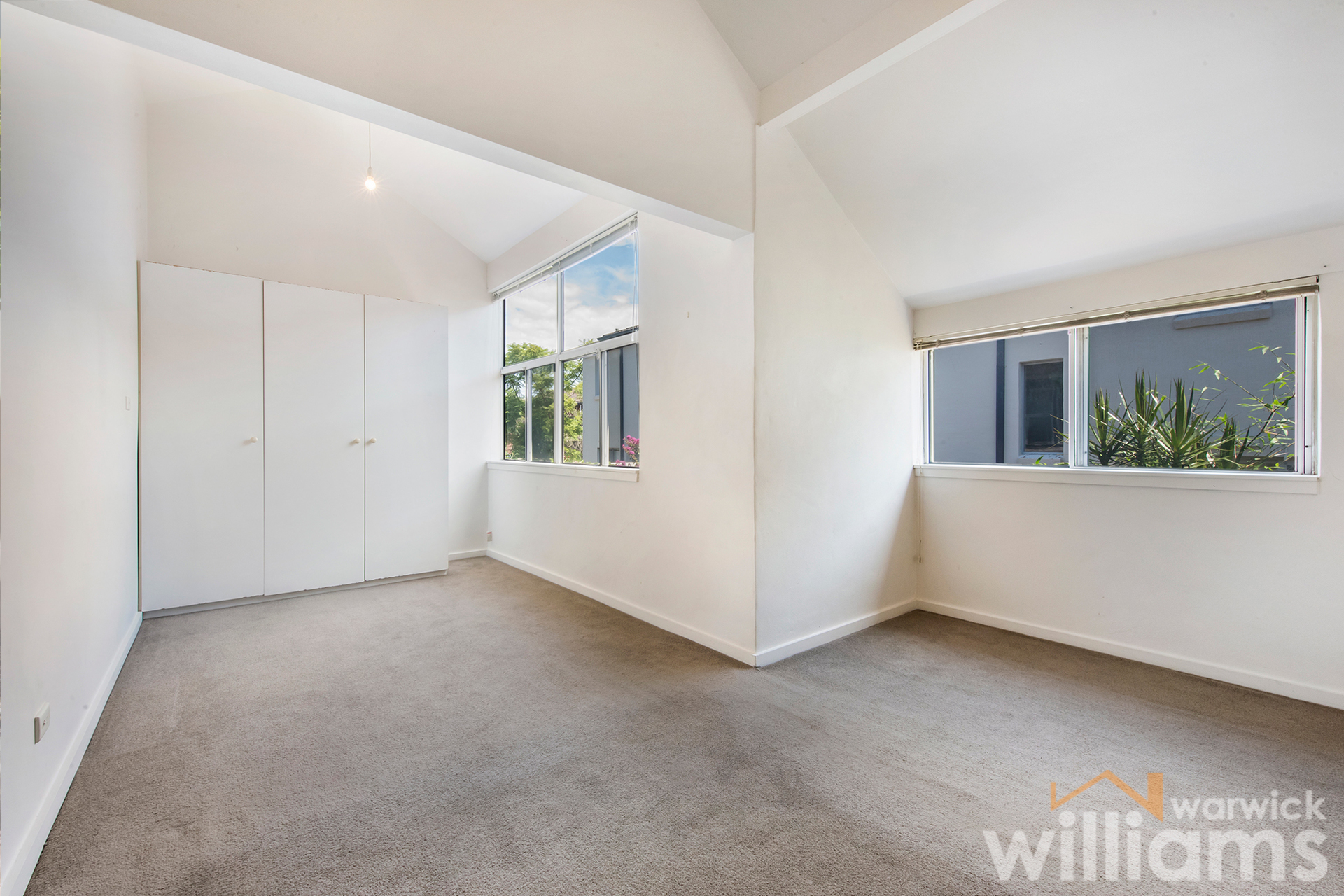 UNIT 2 54 HAMPDEN RD, RUSSELL LEA NSW 2046, 0 침실, 0 욕실, Townhouse