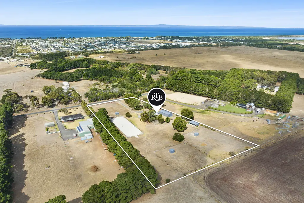 60 Moreland Road, St Leonards, VIC 3223