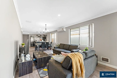 90 Westfield Road, Kelmscott, WA 6111, 4房, 2浴, House