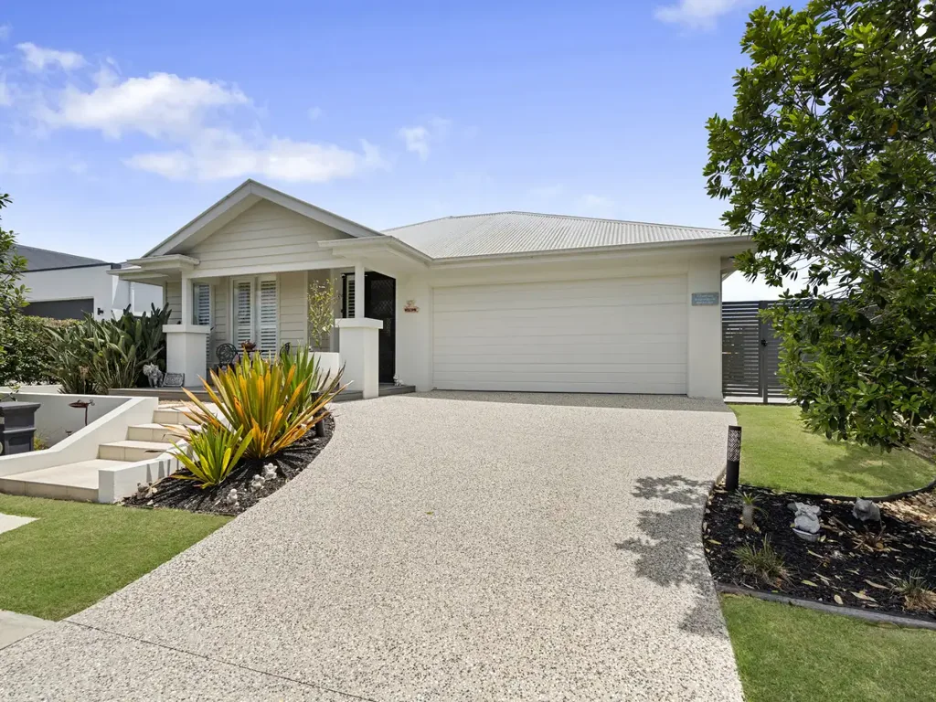 27 Muller Street, Walloon, QLD 4306