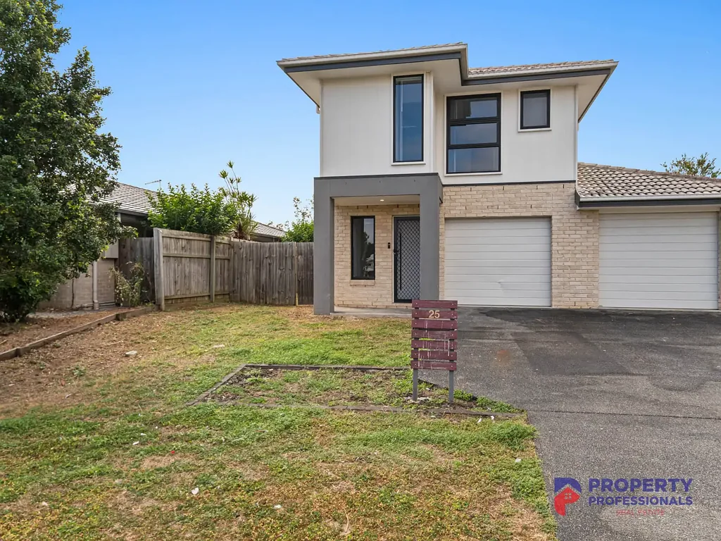 Stylish, Modern Living in a Convenient Family-Friendly Location