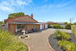 111 Quinliven Road, Port Willunga