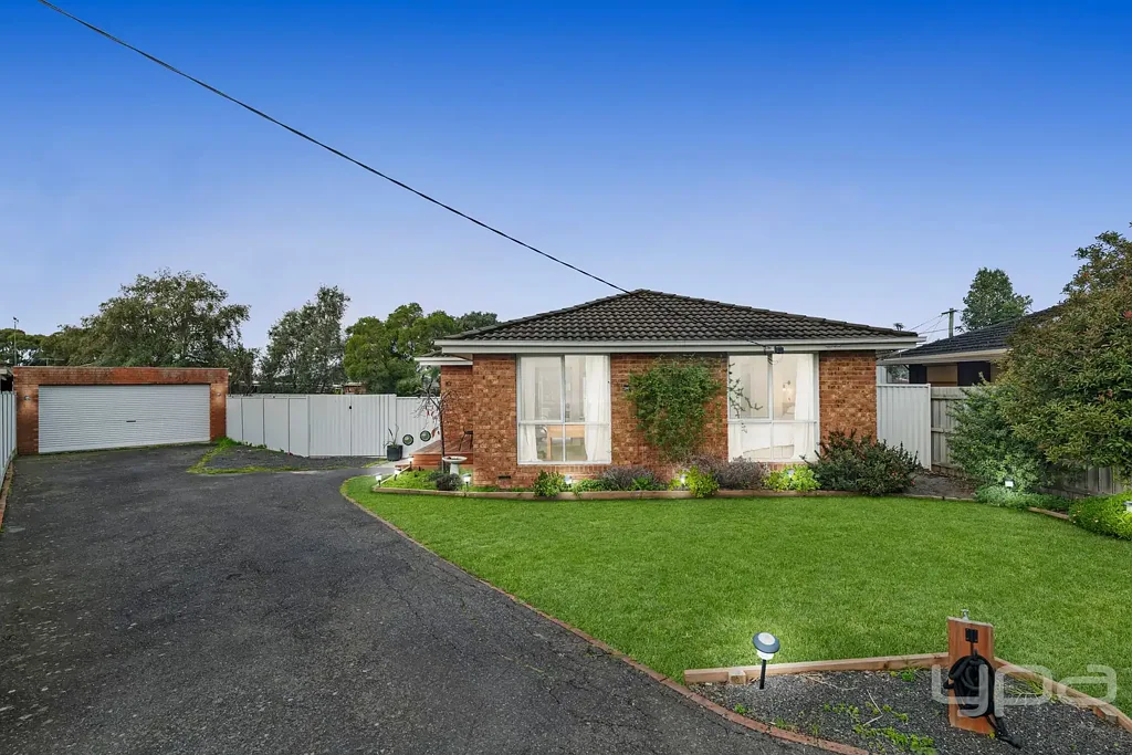 Craigieburn 3Habitaciones Contemporary Family Living in a Peaceful Court Location
