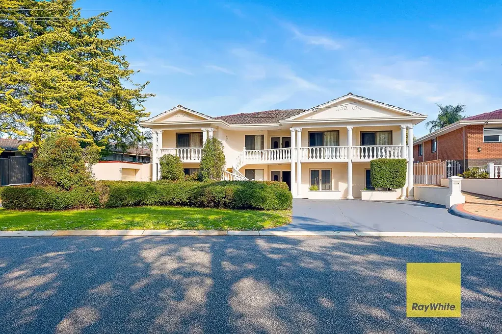 Thornlie 7 Bedroom A Grand Family Residence Opposite Homestead Park