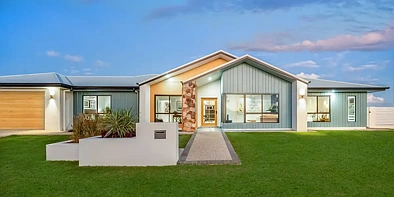 Dundowran Beach 4chambre Stylish Family Home in a Sought-After Coastal Estate