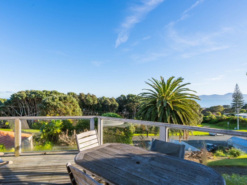 110 Wellington Road, Paekakariki, Kapiti Coast, 3 ห้องนอน, 0 ห้องน้ำ