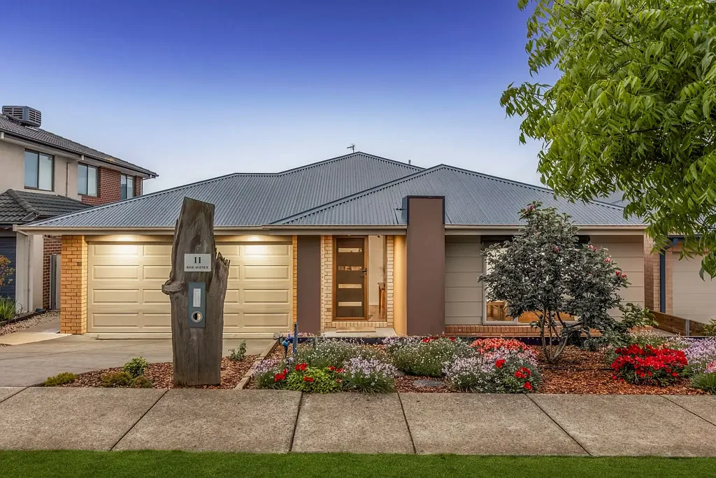 11 Rise Avenue, Armstrong Creek, VIC 3217