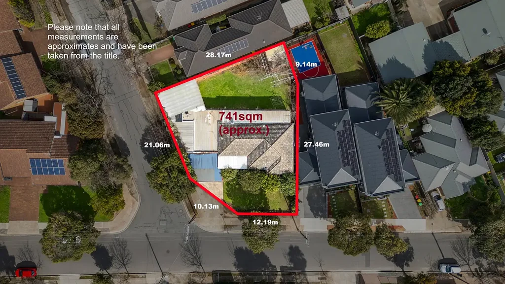 Marden 3房  741 sqm. (approx), corner block. The ultimate redevelopment opportunity (subject to all necessary consents)