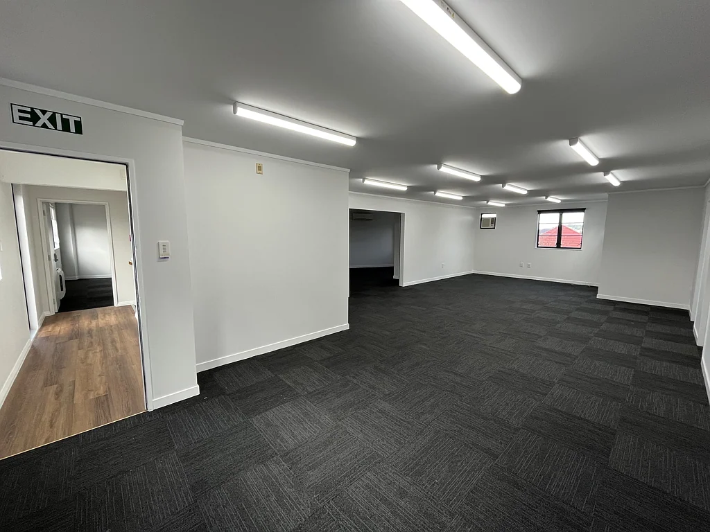 Grey Lynn Exceptional office in medical hub