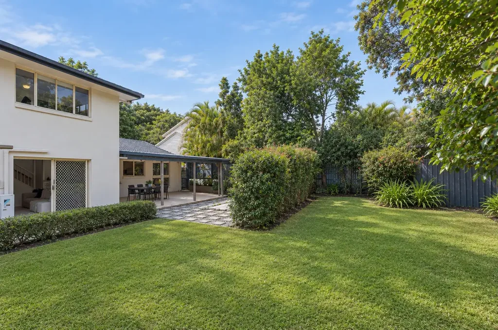 Aspley 5ਬੈੱਡਰੂਮ Your Dream Home Realised – Showcasing Absolute Lifestyle Perfection in Aspley Grove…