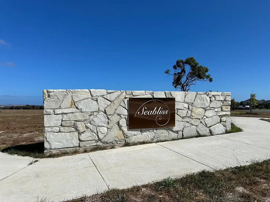 Corinella  Rare Coastal Lifestyle - Build Your Dream!