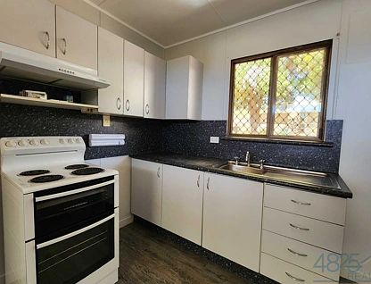 2/24 Camooweal Street, Mount Isa, North West, 2房, 1浴, Unit