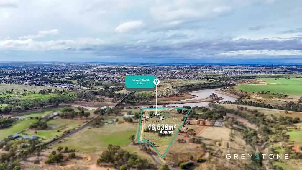 Exford 3 Slaapkamer 11.5 Acres. Uninterrupted Views. Endless Potential.