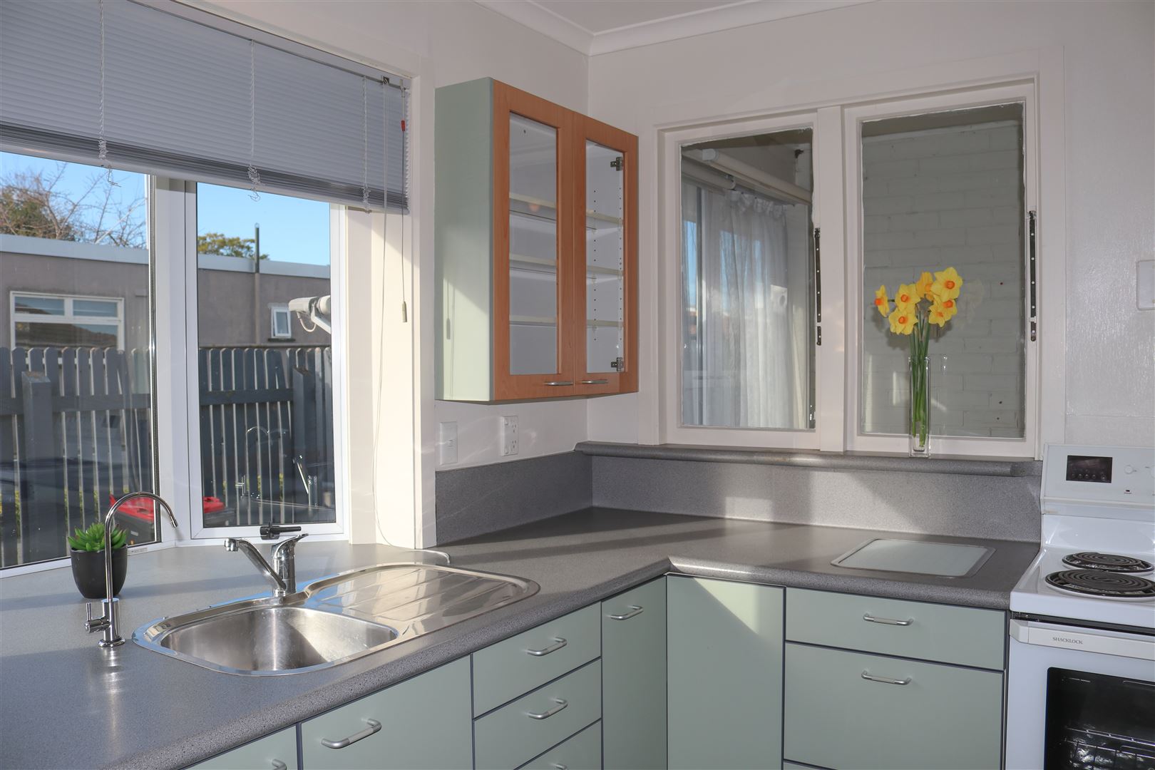 22 Mowbray Street, Watlington, Timaru, 2 Schlafzimmer, 1 Badezimmer