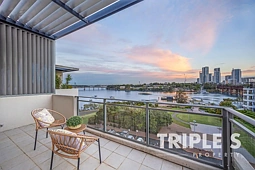 25/1 Bay Drive, Meadowbank