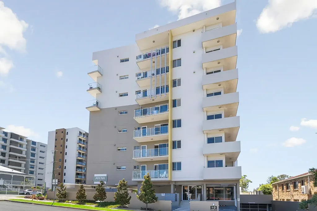 1/1-3 Sydney Street, Redcliffe, QLD 4020