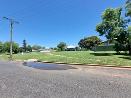 3 Fern St, Blackwater
