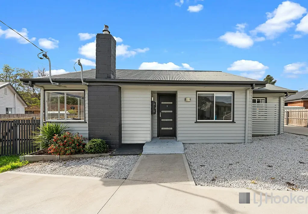Unit 1/30 Erebus Street, Warrane, TAS 7018