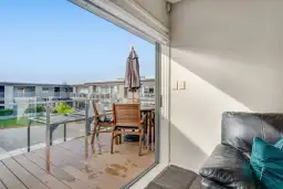 310/252 Centreway Road, Orewa