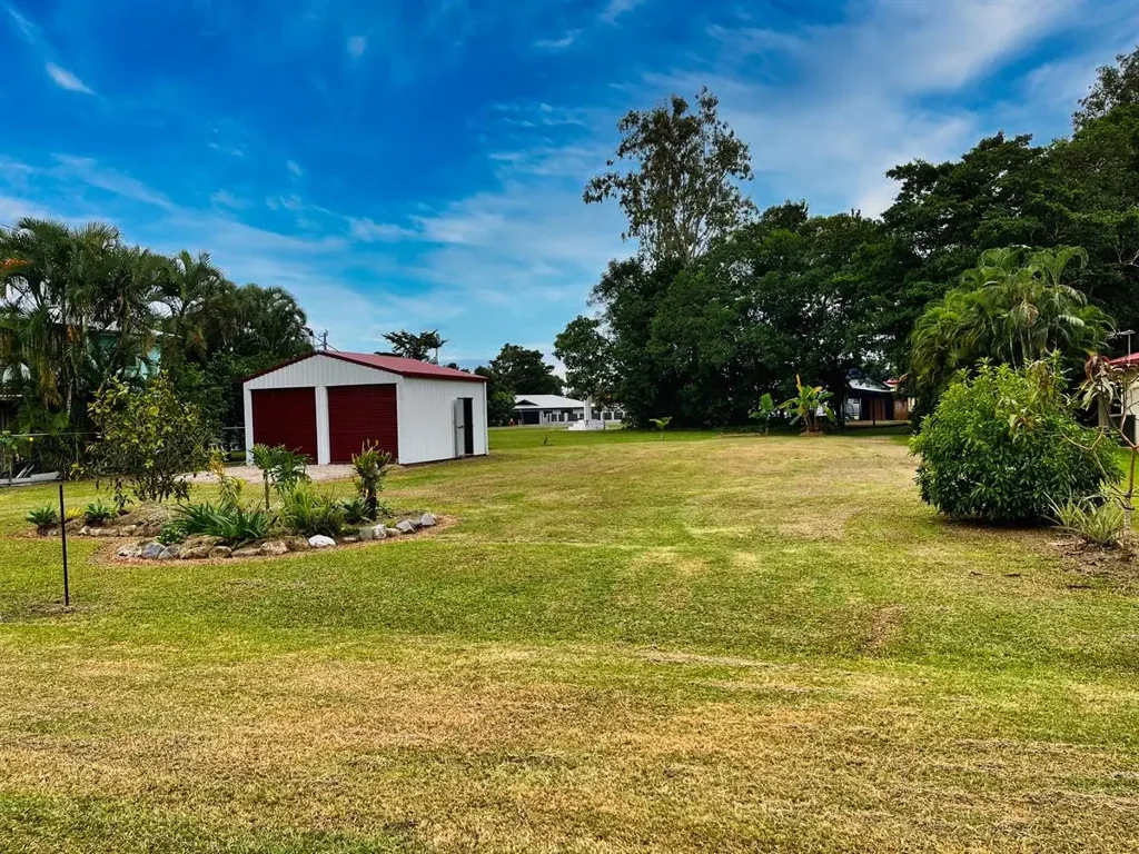 3 Albert Street, Silkwood, QLD 4856