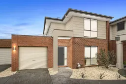 2/30 Simon Court, Hampton Park