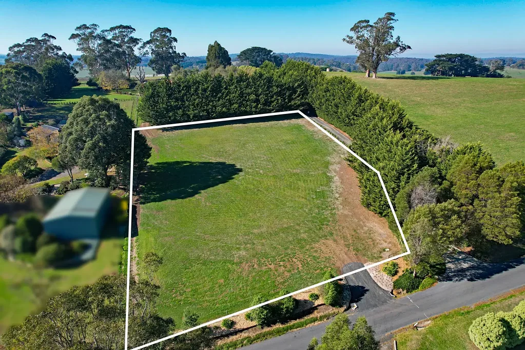 Neerim South Your Picturesque Blank Canvas