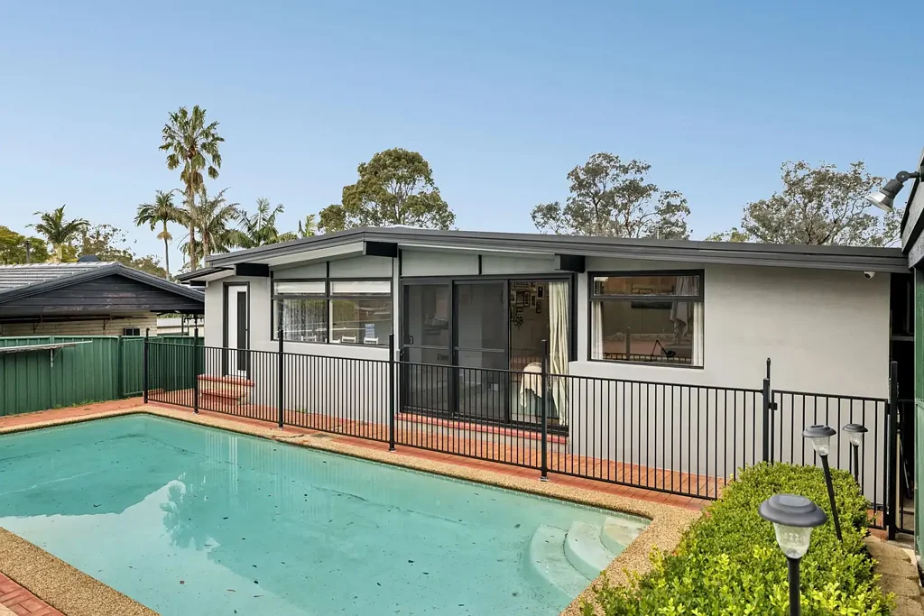 106 Campbellfield Avenue, Bradbury, NSW 2560