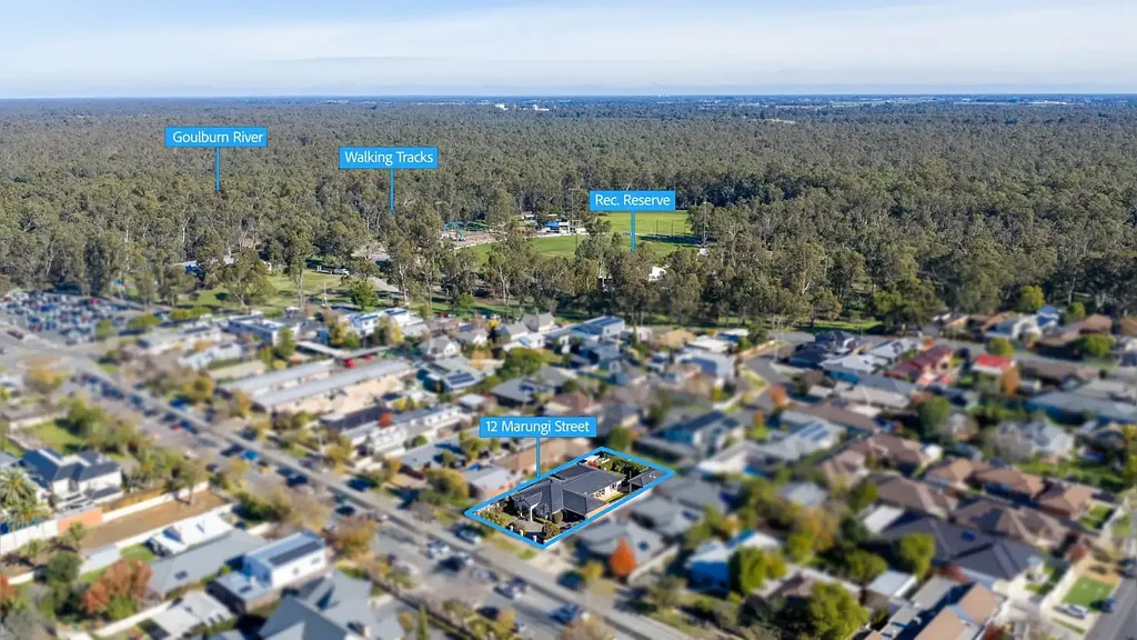 Shepparton 3Phòng ngủ 12 Marungi Street, Shepparton - Everything you expect - Best in the CBD!