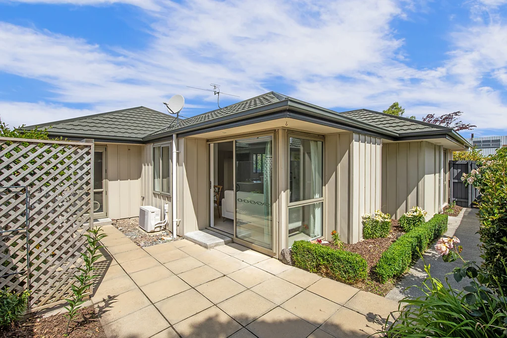 Halswell 2Phòng ngủ Halswell 60+ living