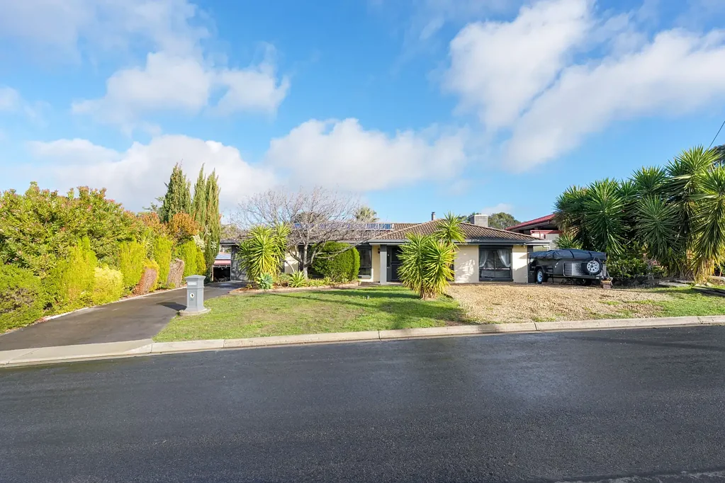 20 Glenhuntly Drive, Flagstaff Hill, SA 5159