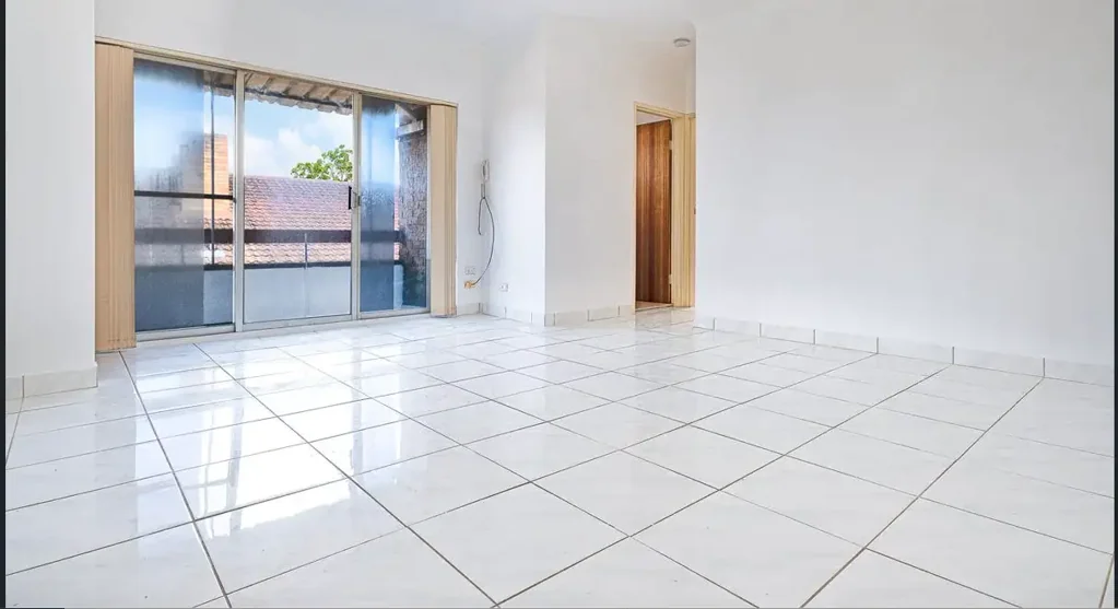 LOW-MAINTENANCE LIVING IN THE HEART OF CONVENIENCE