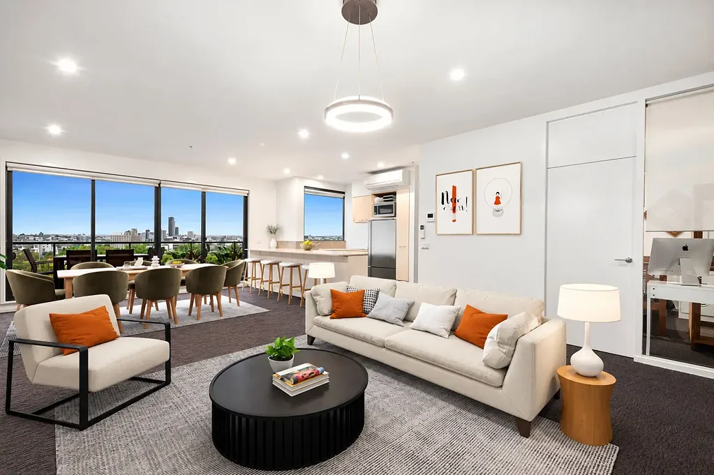 Spacious Apartment with Panoramic Views