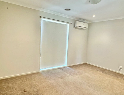 4 Cogley Street, Manor Lakes, South West Melbourne, 4房, 2浴, House