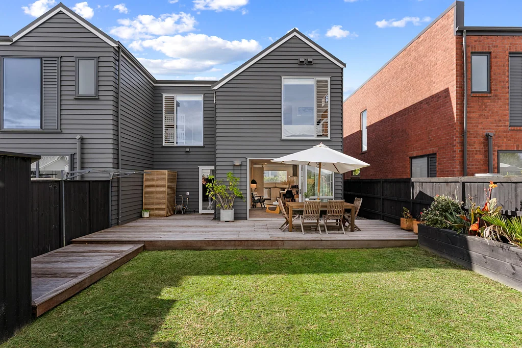 Hobsonville 4房  A garden this large? In Hobsonville Point? Rare.