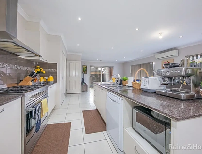 4 Burrow Drive, Diggers Rest, VIC 3427, 4 Kuwarto, 2 Banyo, House