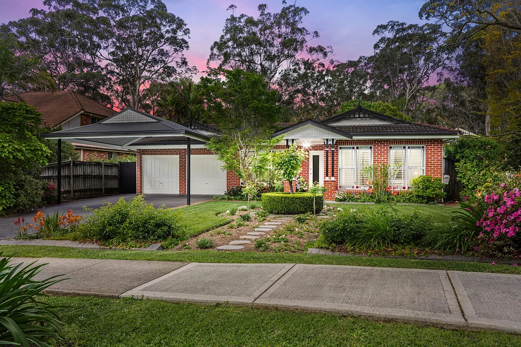 25 Gindurra Avenue, Castle Hill, NSW 2154