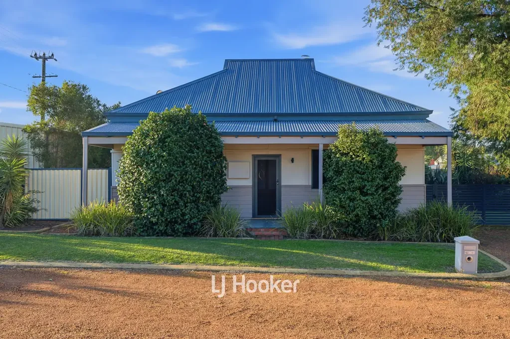 Collie 3Kwarto Everything You Have Been Searching For, Stylish Home, Pool and Massive Workshop
