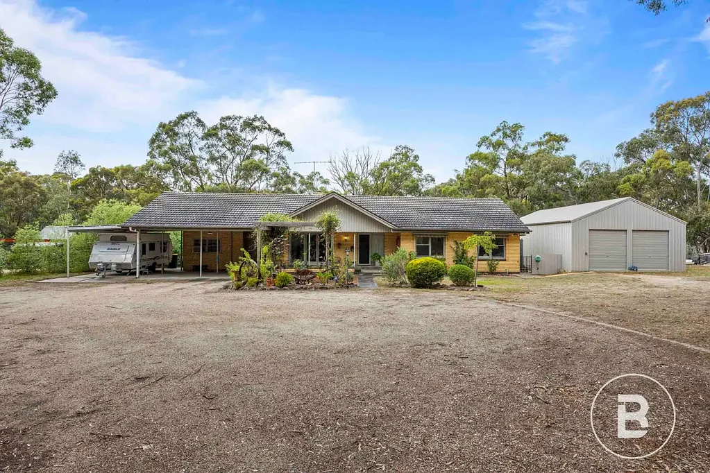Ararat 3房  Quality Home in a Top Location Opposite the Golf Course