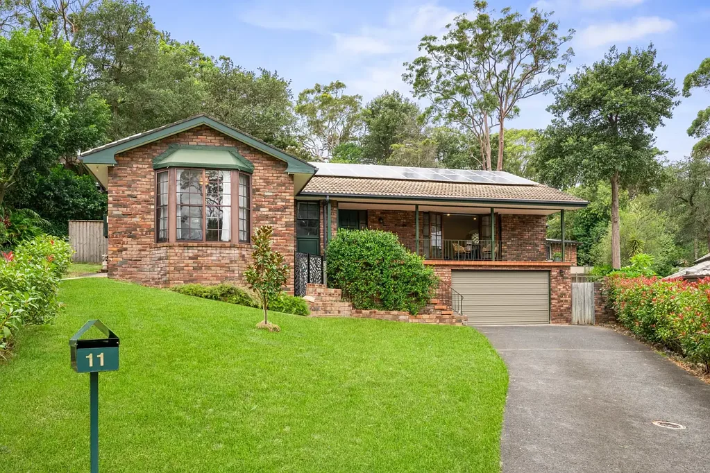 11 Woodvale Close, St Ives, NSW 2075