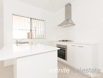 57 Cilantro Parkway, Seville Grove, South East Perth, 3 chambres, 2 salles de bain, House