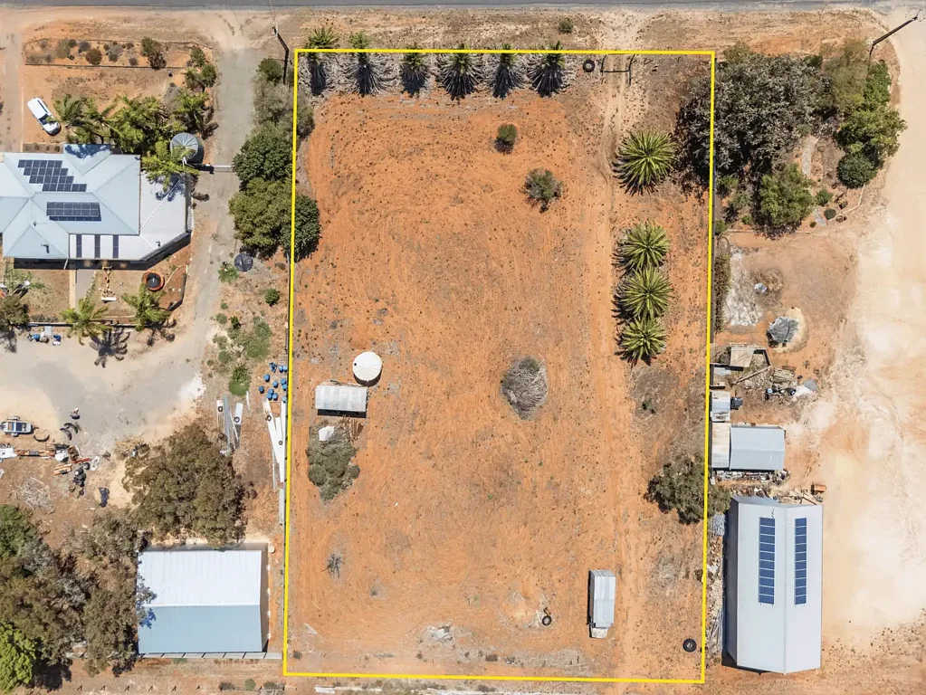 Nildottie North-Facing, Level Block Ready to Build in Tightly Held Township