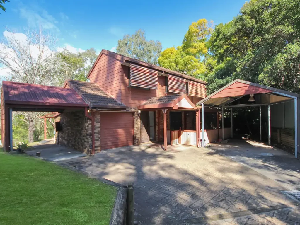 Two Level Living with 4 Bedrooms and 3 Bathrooms.