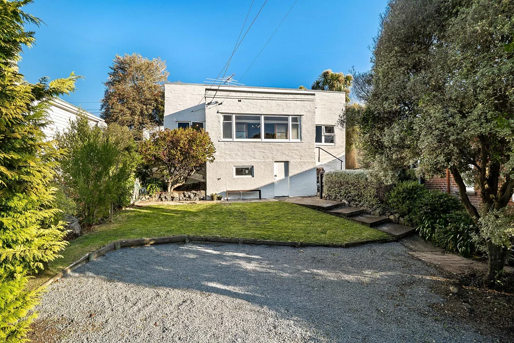 Andersons Bay 2房  Charming, Comfortable & Easy to Own