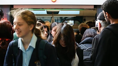 华人打工族注意！澳洲Super或迎巨变：连续3年“套现”，退休时恐少一大笔钱！