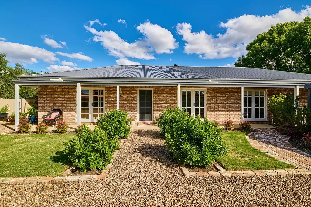 2/189 High Street, Heathcote, VIC 3523