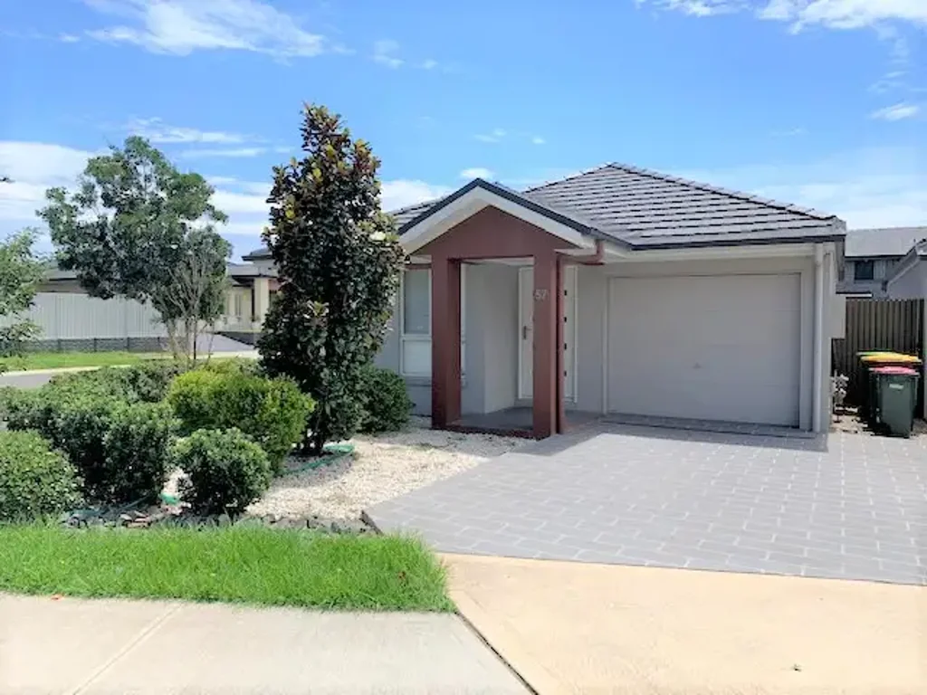 Modern 3 Bedroom Family Home