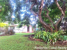 109-111 Treasure Island Ave, Karragarra Island