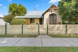 147 Fry Street, Grafton