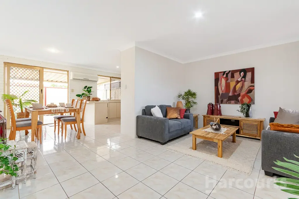 2/367 Lennard Street, Dianella, WA 6059