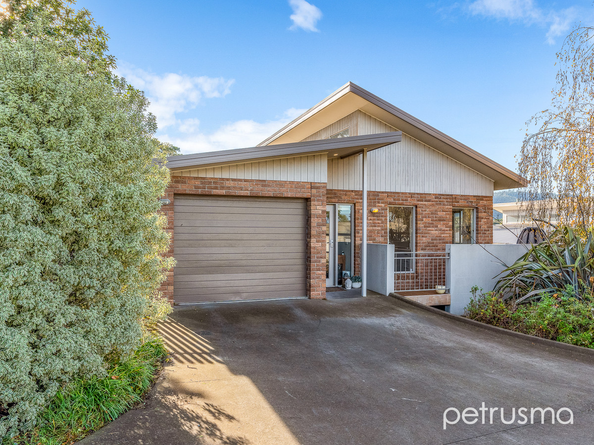 UNIT 2 10 FLAGSTAFF GULLY RD, LINDISFARNE TAS 7015, 0 rūma, 0 rūma horoi, House